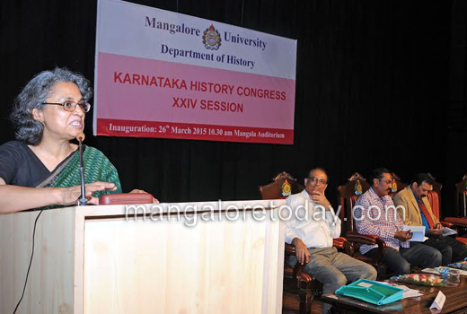 Upinder Singh at mangalore university 1